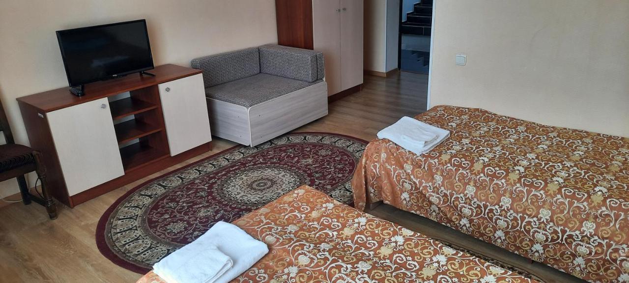 Hotel Nurlytau Borovoe Exteriör bild