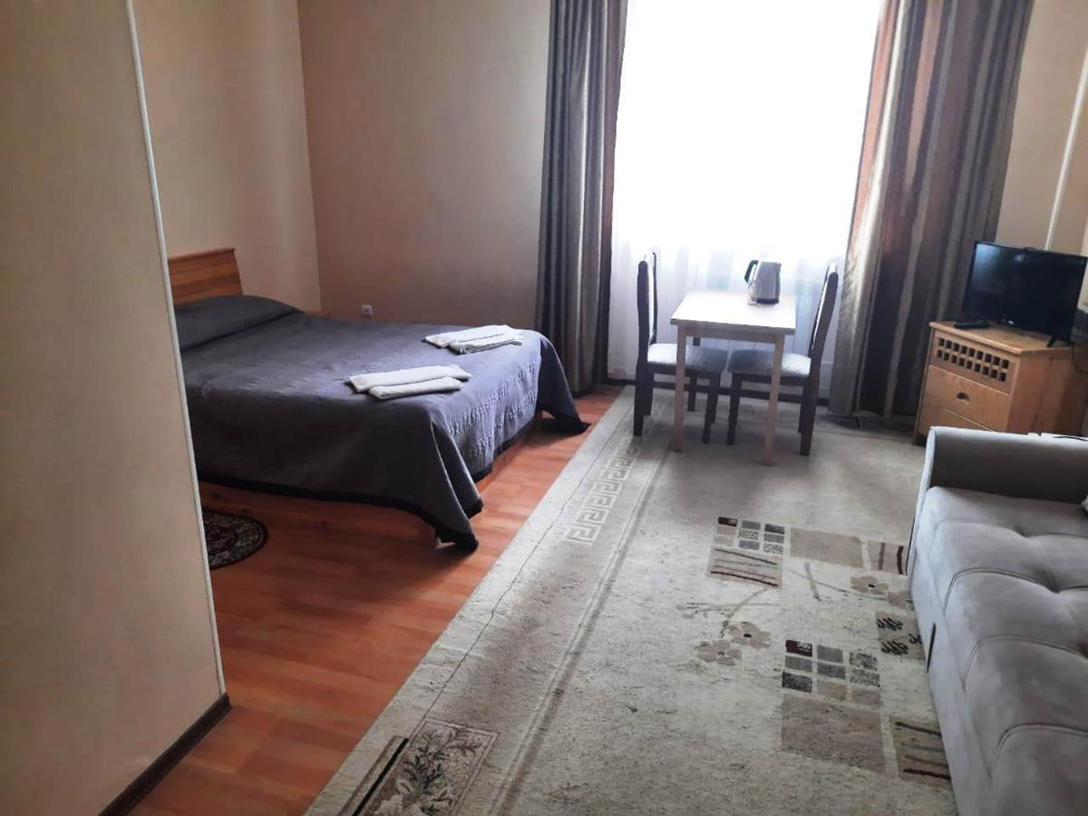 Hotel Nurlytau Borovoe Exteriör bild