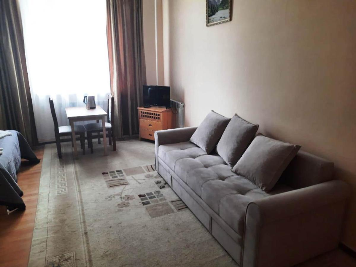 Hotel Nurlytau Borovoe Exteriör bild