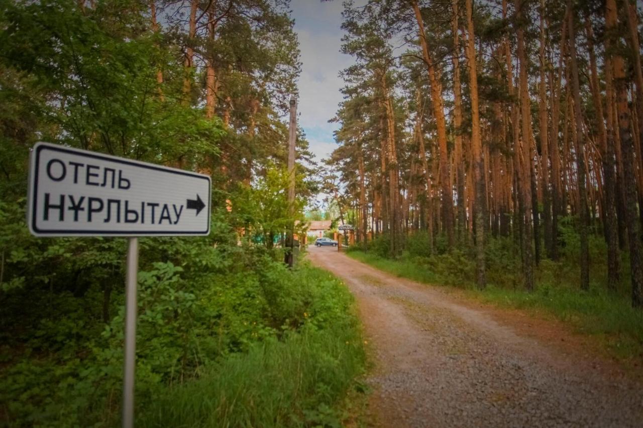 Hotel Nurlytau Borovoe Exteriör bild